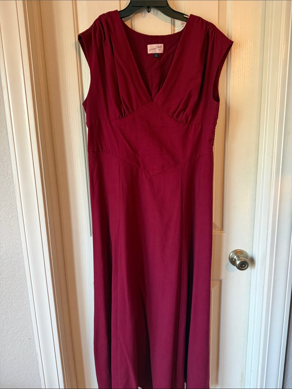 Universal Thread Sleeveless V-Neck Maxi Dress in Burgundy